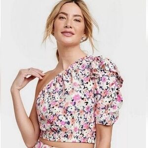 Universal Thread Women’s Floral One-Shoulder Blouse Size Medium